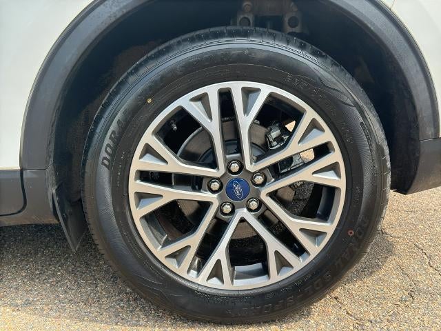2020 Ford Escape SEL FWD