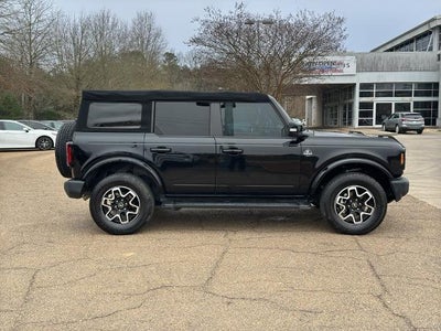 2022 Ford Bronco Outer Banks 4 Door 4x4