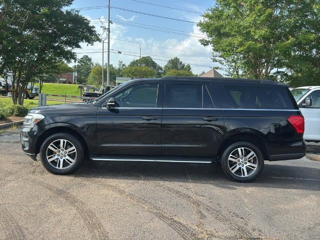 2023 Ford Expedition Max XLT 4x2