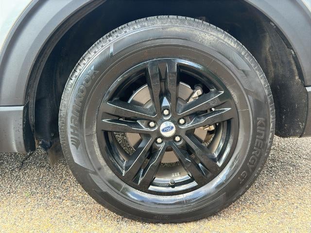 2023 Ford Explorer XLT RWD