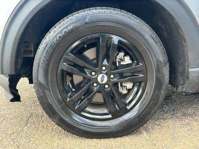 2023 Ford Explorer XLT RWD