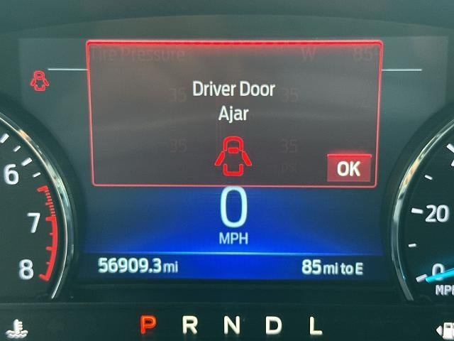 2023 Ford Explorer XLT RWD