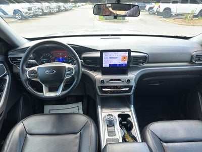 2023 Ford Explorer XLT RWD