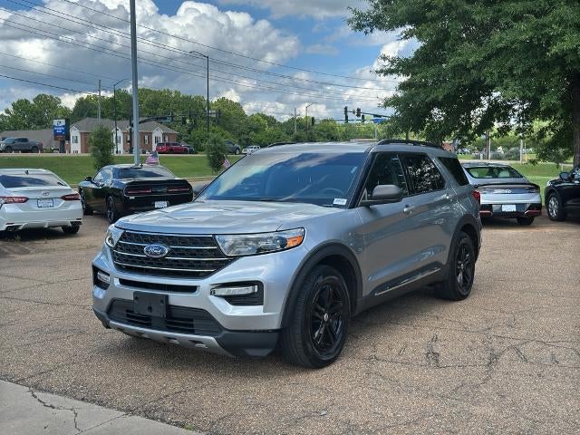 2023 Ford Explorer XLT RWD