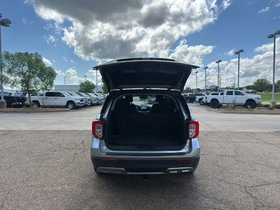 2023 Ford Explorer XLT RWD