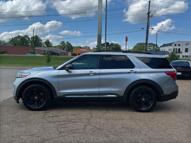 2023 Ford Explorer XLT RWD