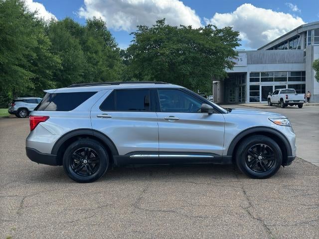 2023 Ford Explorer XLT RWD