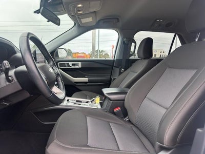 2022 Ford Explorer XLT RWD
