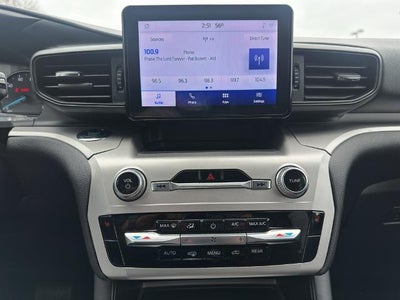 2022 Ford Explorer XLT RWD