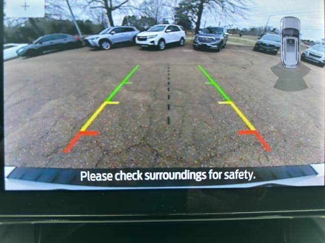 2022 Ford Explorer XLT RWD