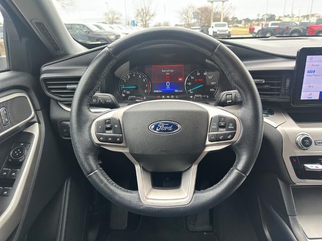 2022 Ford Explorer XLT RWD