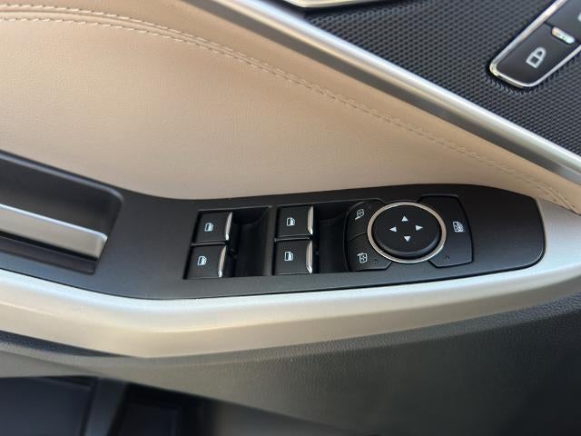 2024 Ford Explorer XLT RWD