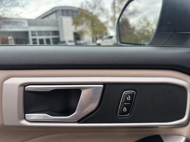 2023 Ford Explorer XLT 4WD