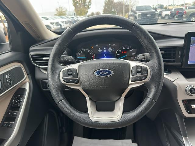 2023 Ford Explorer XLT 4WD