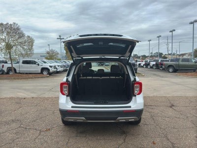 2023 Ford Explorer XLT 4WD