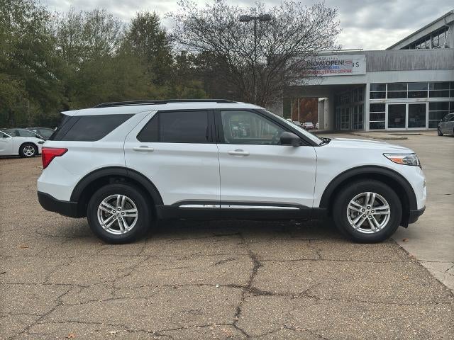 2023 Ford Explorer XLT 4WD