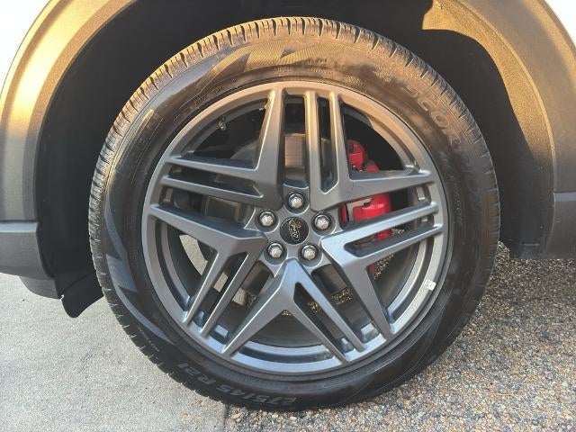 2025 Ford Explorer ST-Line 4WD