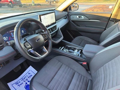 2025 Ford Explorer ST-Line 4WD