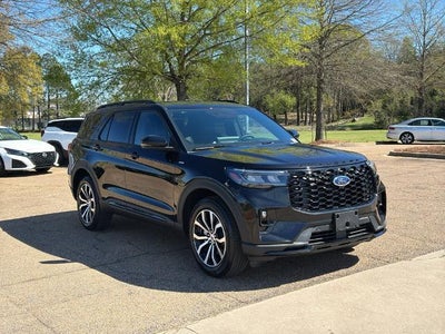 2025 Ford Explorer ST-Line 4WD