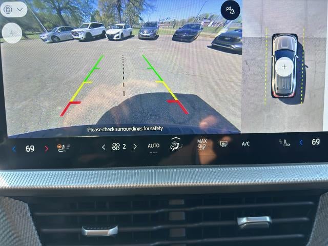 2025 Ford Explorer ST-Line 4WD