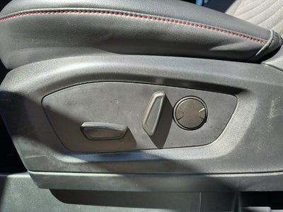 2025 Ford Explorer ST-Line 4WD