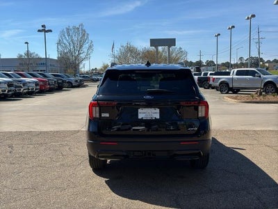 2025 Ford Explorer ST-Line 4WD