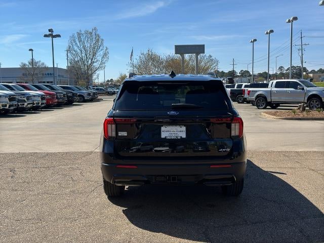 2025 Ford Explorer ST-Line 4WD