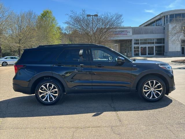 2025 Ford Explorer ST-Line 4WD