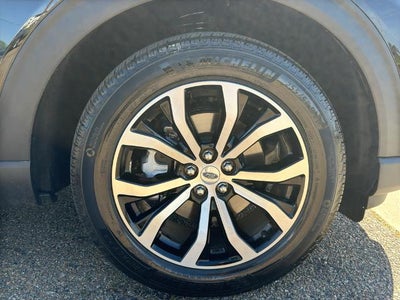 2025 Ford Explorer ST-Line 4WD