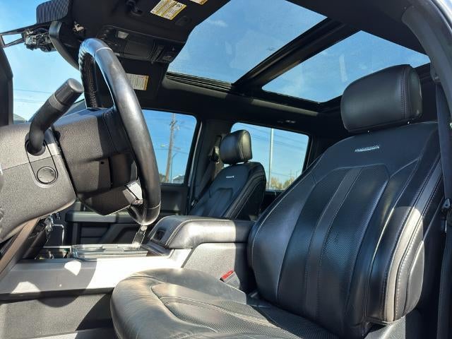 2019 Ford Super Duty F-250 SRW Platinum 4WD Crew Cab 6.75' Box