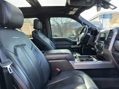 2019 Ford Super Duty F-250 SRW Platinum 4WD Crew Cab 6.75' Box