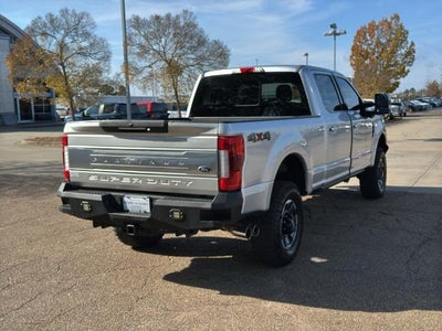 2019 Ford Super Duty F-250 SRW Platinum 4WD Crew Cab 6.75' Box