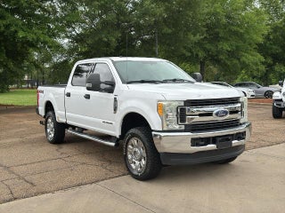 2017 Ford Super Duty F-250 SRW XLT 4WD Crew Cab 6.75' Box