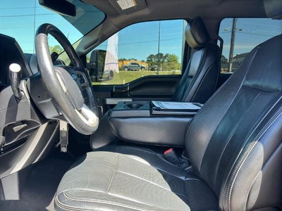 2020 Ford Super Duty F-250 SRW LARIAT 4WD Crew Cab 6.75' Box