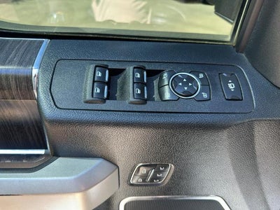 2020 Ford Super Duty F-250 SRW LARIAT 4WD Crew Cab 6.75' Box