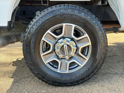 2024 Ford Super Duty F-250 SRW LARIAT 4WD Crew Cab 6.75' Box