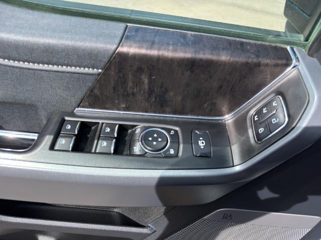 2024 Ford Super Duty F-250 SRW LARIAT 4WD Crew Cab 6.75' Box