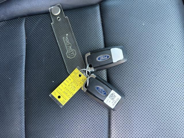 2024 Ford Super Duty F-250 SRW LARIAT 4WD Crew Cab 6.75' Box