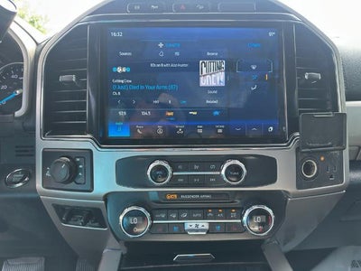 2022 Ford Super Duty F-250 SRW LARIAT 4WD Crew Cab 6.75' Box