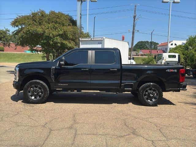 2023 Ford Super Duty F-250 SRW XL 4WD Crew Cab 6.75' Box