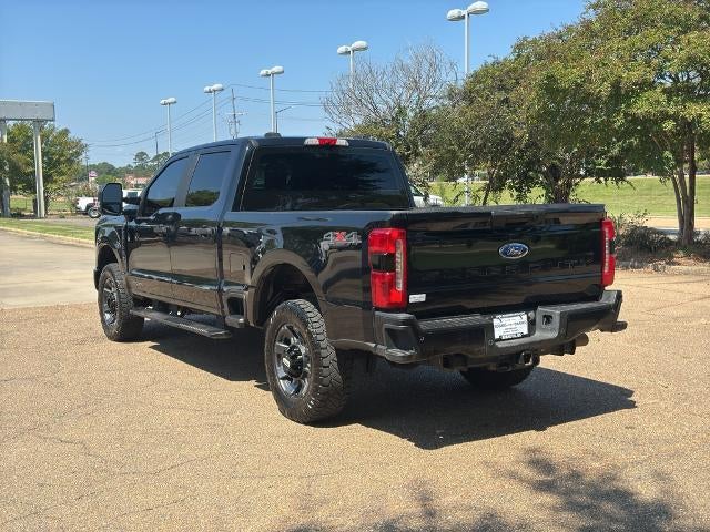 2023 Ford Super Duty F-250 SRW XL 4WD Crew Cab 6.75' Box