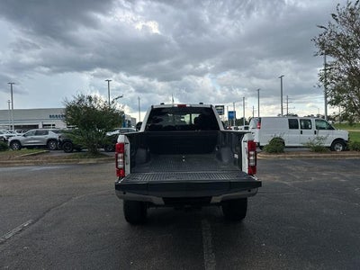 2022 Ford Super Duty F-250 SRW LARIAT 4WD Crew Cab 6.75' Box