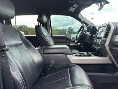 2022 Ford Super Duty F-250 SRW LARIAT 4WD Crew Cab 6.75' Box