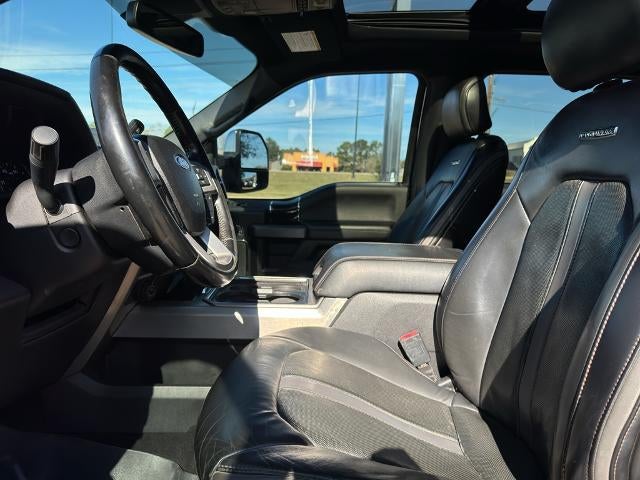 2020 Ford Super Duty F-450 DRW Platinum 4WD Crew Cab 8' Box