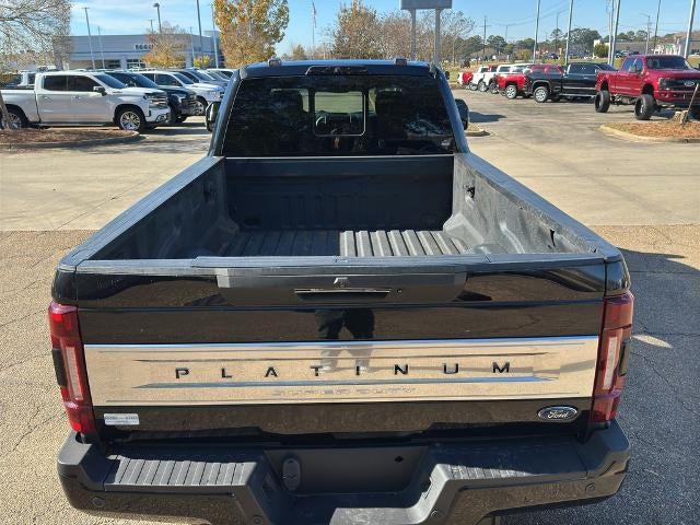 2020 Ford Super Duty F-450 DRW Platinum 4WD Crew Cab 8' Box
