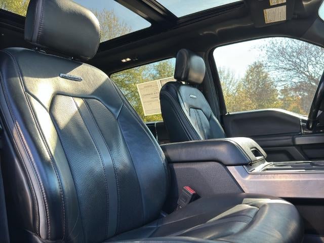 2020 Ford Super Duty F-450 DRW Platinum 4WD Crew Cab 8' Box