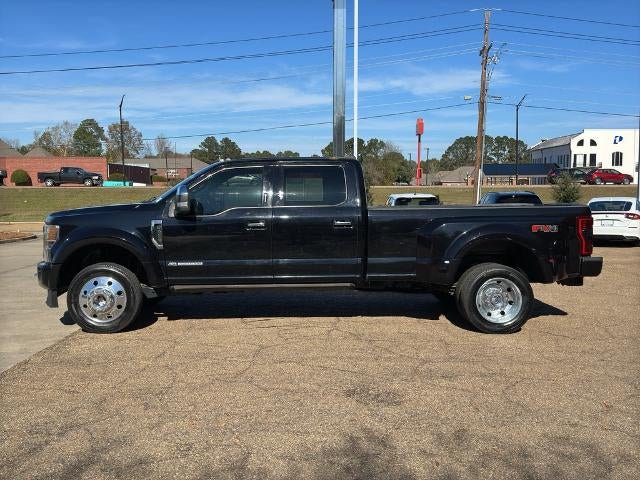 2020 Ford Super Duty F-450 DRW Platinum 4WD Crew Cab 8' Box