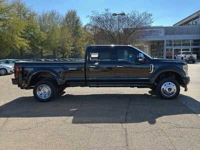 2020 Ford Super Duty F-450 DRW Platinum 4WD Crew Cab 8' Box