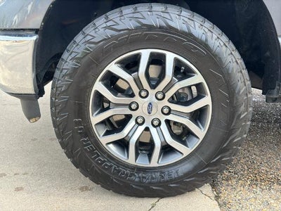 2022 Ford F-150 LARIAT 4WD SuperCrew 5.5' Box