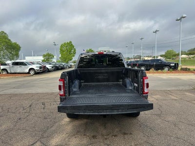 2022 Ford F-150 LARIAT 4WD SuperCrew 5.5' Box